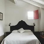 Отель Iraragorri
